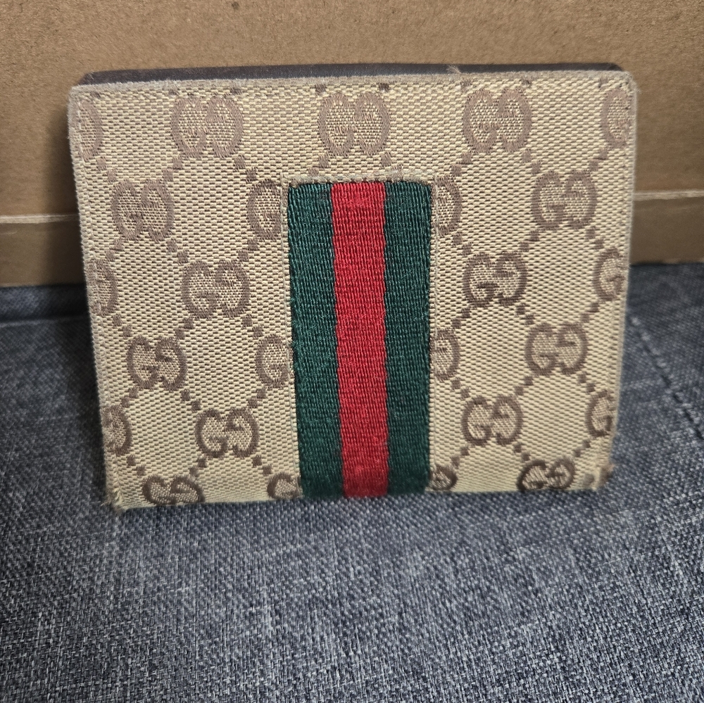 Gucci Monogram Wallet with Red and Green Stripe - Picture 2 of 13